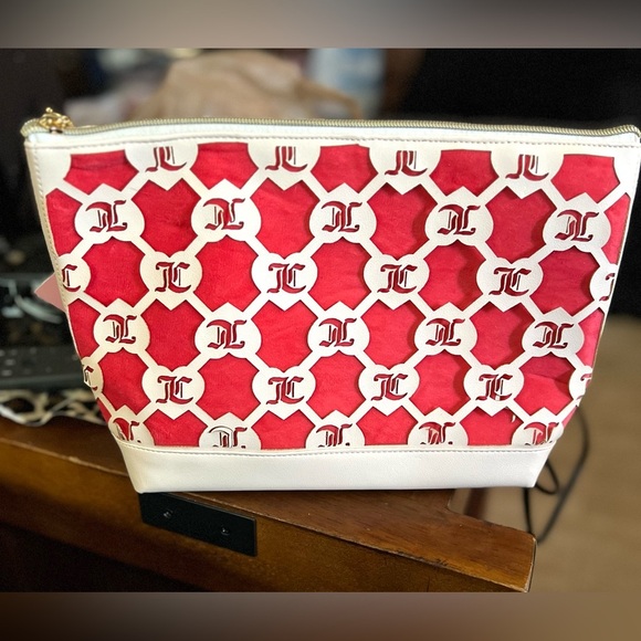 ❤️❤️JUICY COUTURE SUPER CUTE COSMETIC BAG & EMPTY TOILETRY BOTTLE❤️❤️NWT - Picture 1 of 8